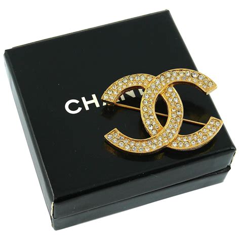 vintage chanel cc pin